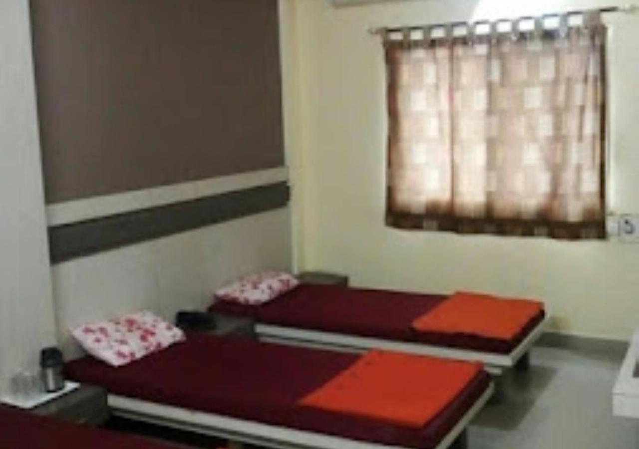 Hotel Mayur Restaurant Chandrapur Extérieur photo